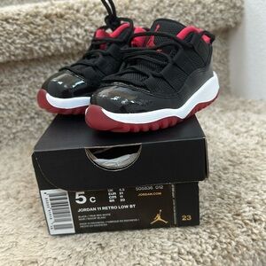 Baby/walker jordan retro 11 low